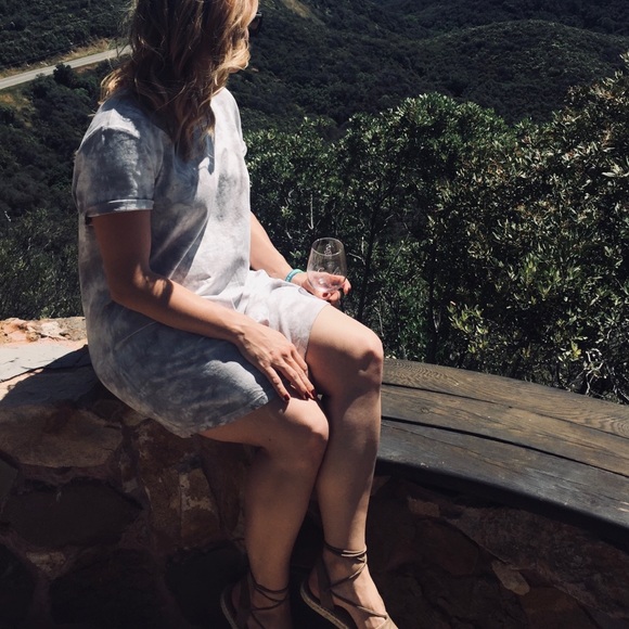 F21 TEE SHIRT DRESS TIE-DYE - Picture 5 of 5